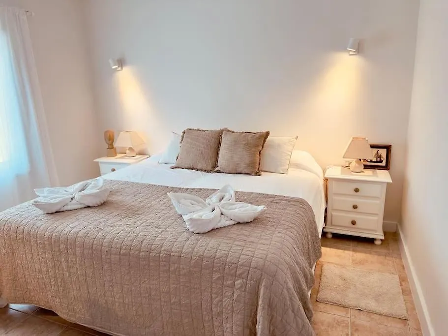 פוארטו דה סנטיאגו Beachfront Villa And Pool 0*, פוארטו דה סנטיאגו ספרד